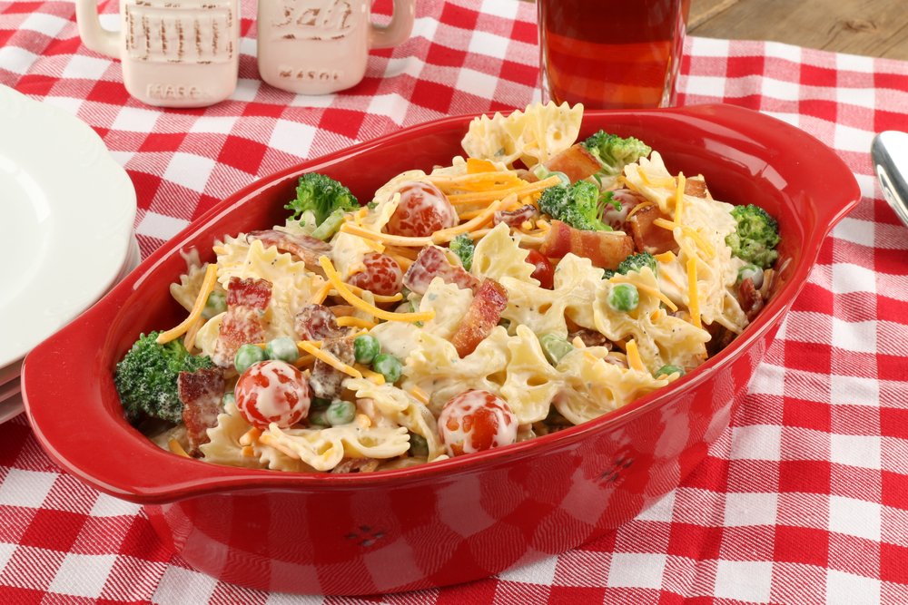 rainbow ranch pasta salad with bacon